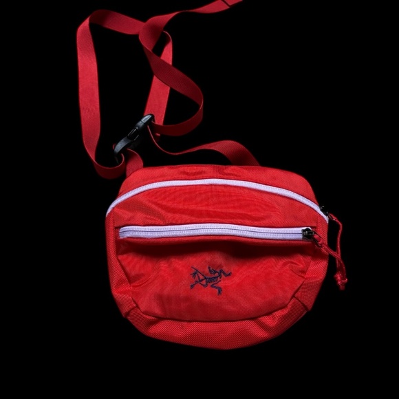 Arc'teryx Handbags - Arc’teryx Mantis 1 pack